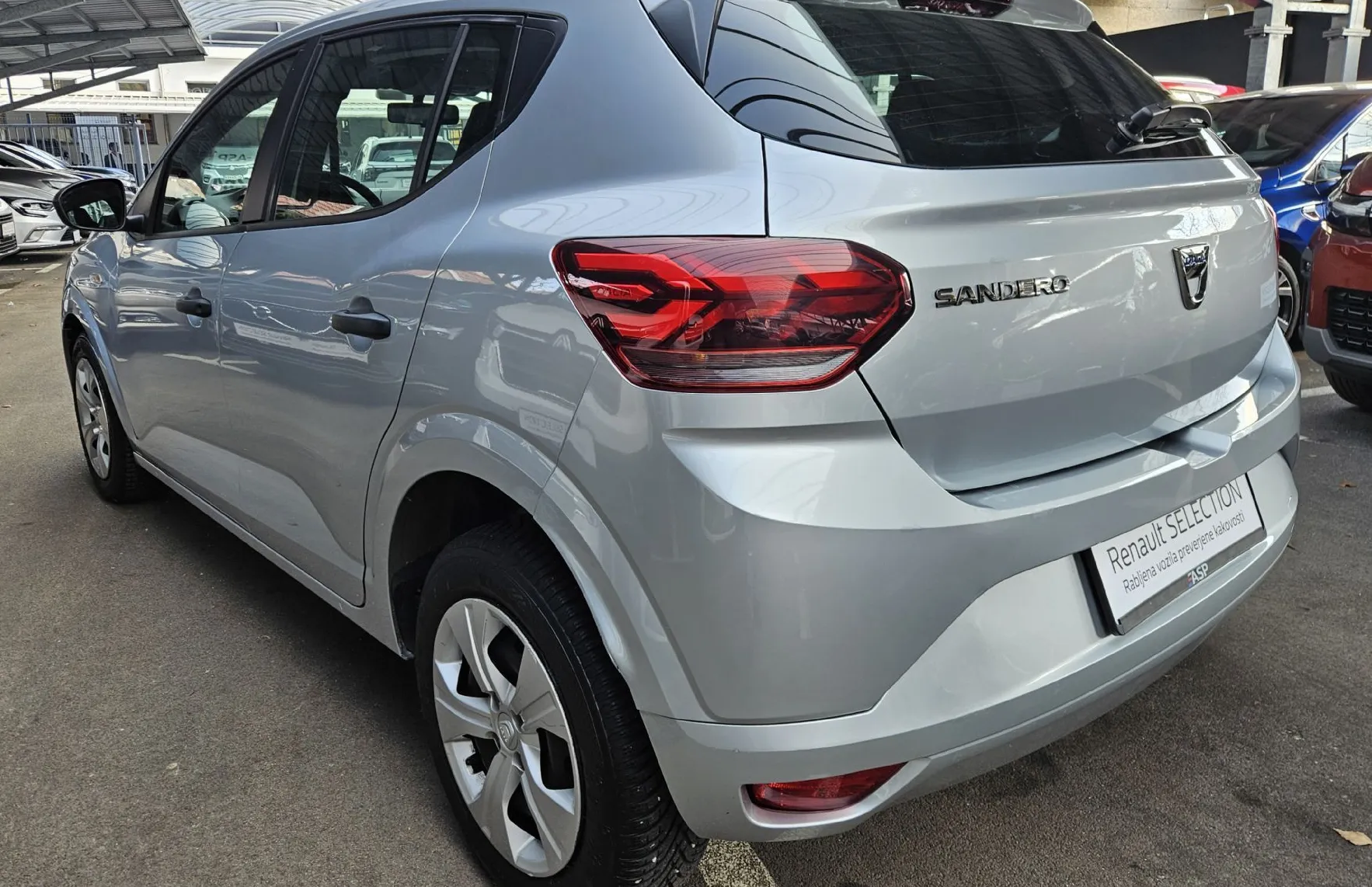 Zunanja slika - Dacia Sandero - 1.0 SCe 65 Essential - 4