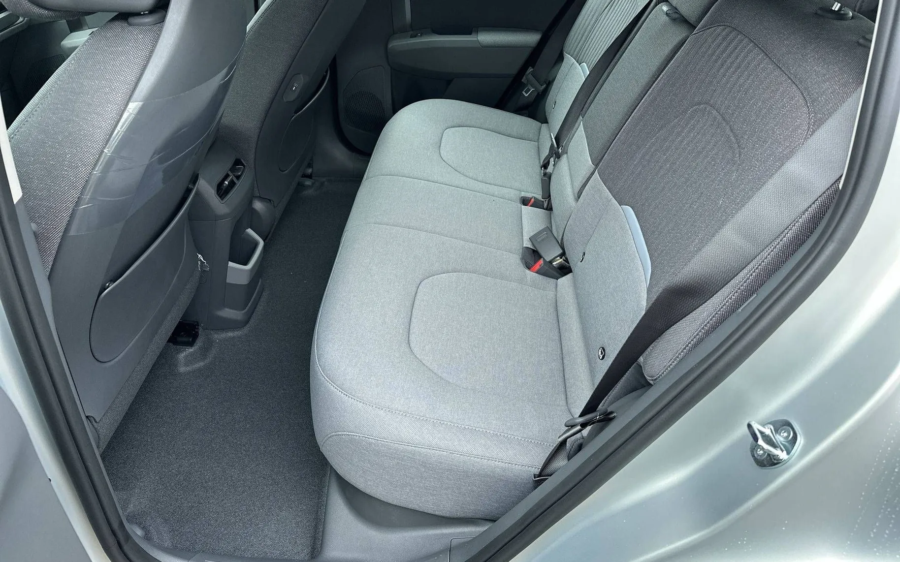 Notranja slika - KIA EV3 - STAR 58.3 kWh baterija... - 11