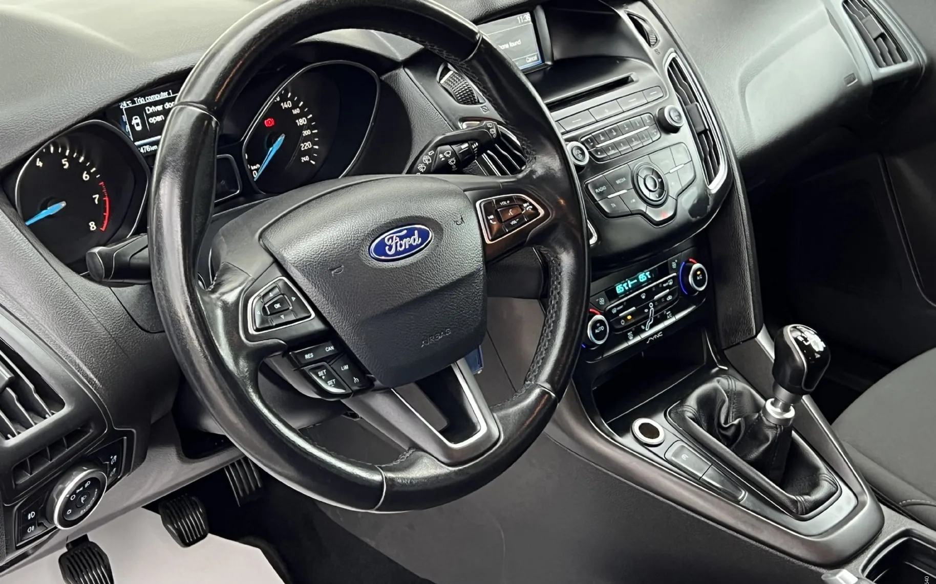 Notranja slika - Ford Focus - 1.LAST+SLO+PDC+TEMP+ALU+LEANPAY - 11