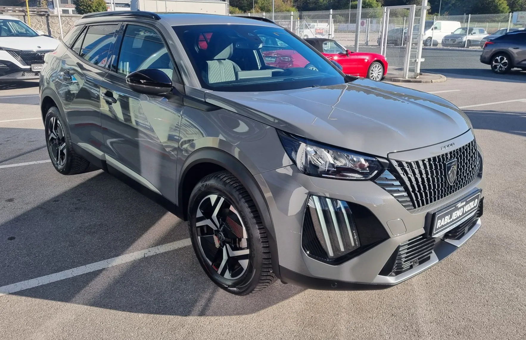 Zunanja slika - Peugeot 2008 - 1.2 PureTech 130 Allure Avtomatik - SAMO 15.632km - 4