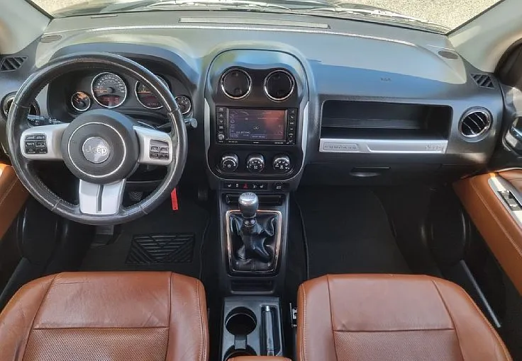Zunanja slika - Jeep Compass - 4x4 2.2 CRD Limited - HITRI KREDIT BREZ POLOGA - 8