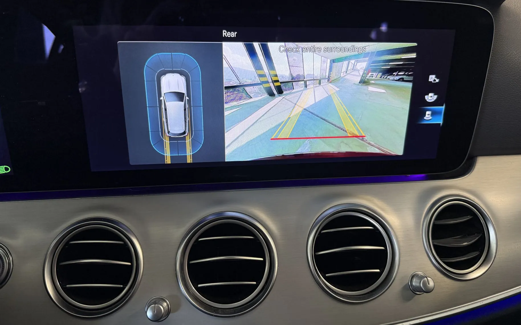 Zunanja slika - Mercedes-Benz E-Razred - E 200 d AVANDGARD LED.NAVI. USNJE. OGR.SEDEŽI - 19