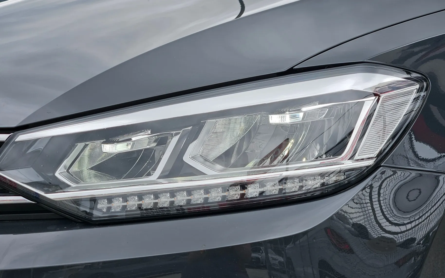 Zunanja slika - Volkswagen Touran - 2,0 TDI BMT Family DSG - 6