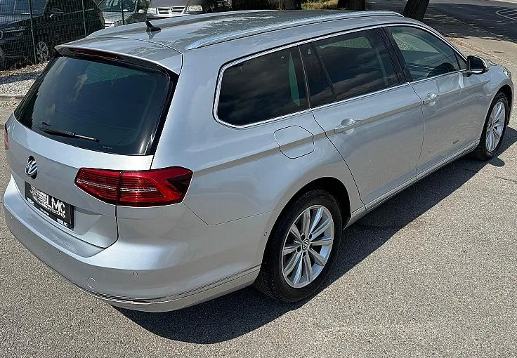 Zunanja slika - Volkswagen Passat - Variant 2.0 TDI 150ks °CARAT° °1.LASTNIK° °FULL-LED° - 4