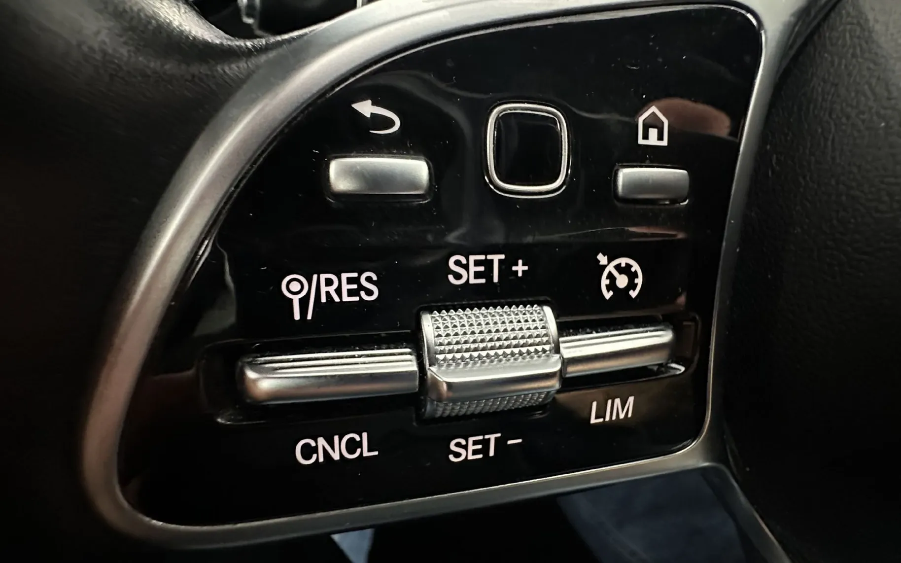 Zunanja slika - Mercedes-Benz E-Razred - AMG Line Avt. 220 AMG 4Matic.NEMŠKI.KAMERA.DIZEL - 11