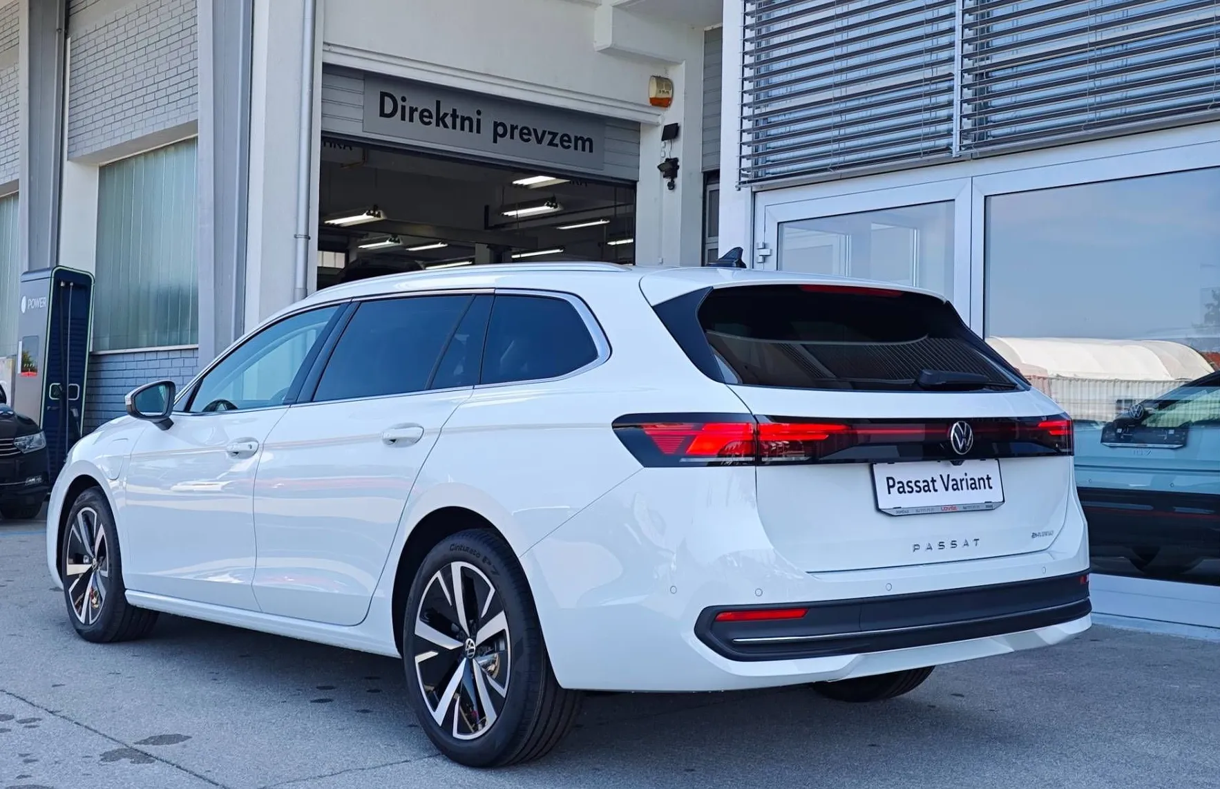 Zunanja slika - Volkswagen Passat - Variant 1.5 TSI eHybrid Business DSG 150kW... - 4