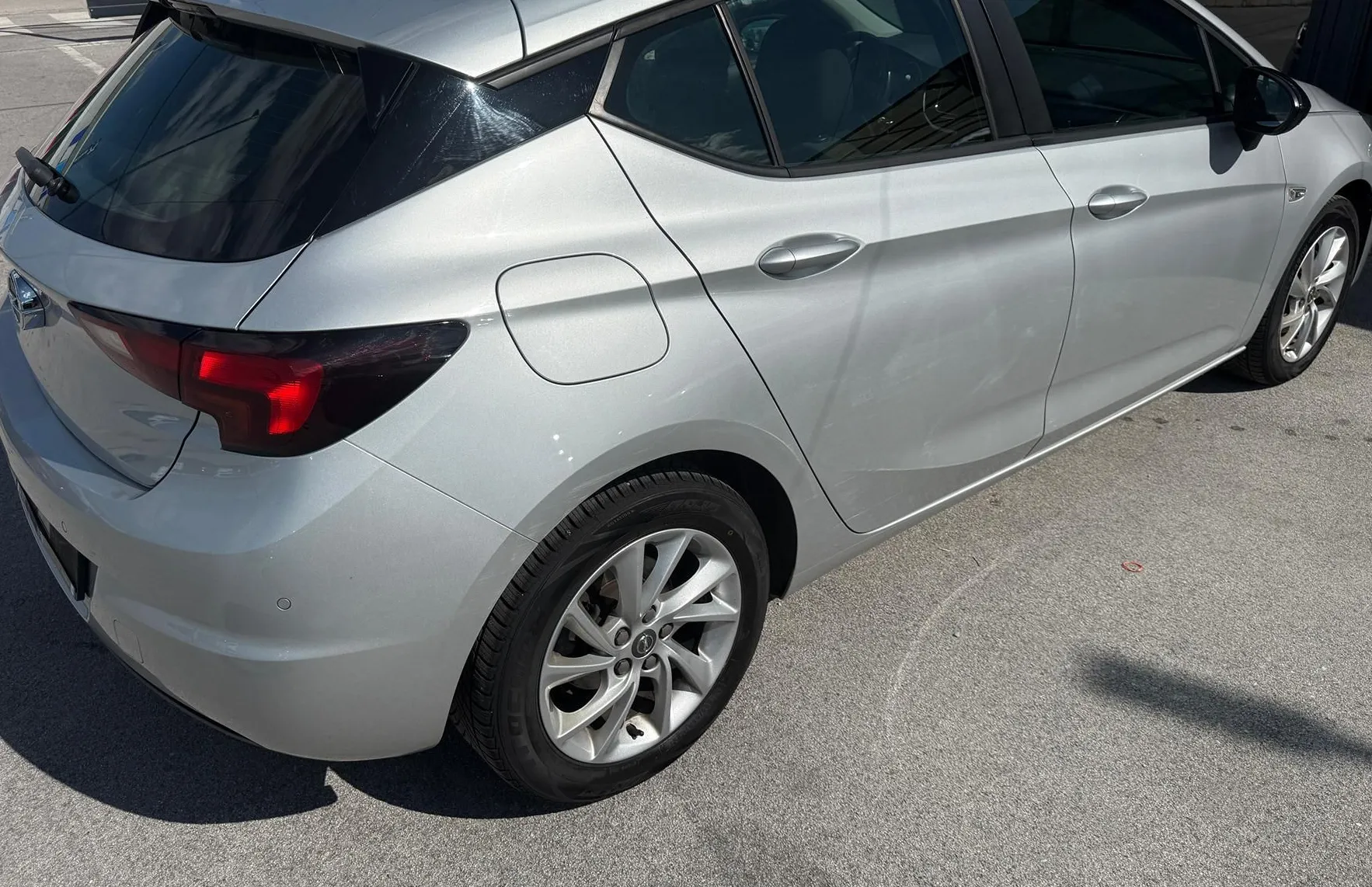 Zunanja slika - Opel Astra - 1.2 Turbo Edition NAVI BT LED ALU KAMERA PARK BE - 5