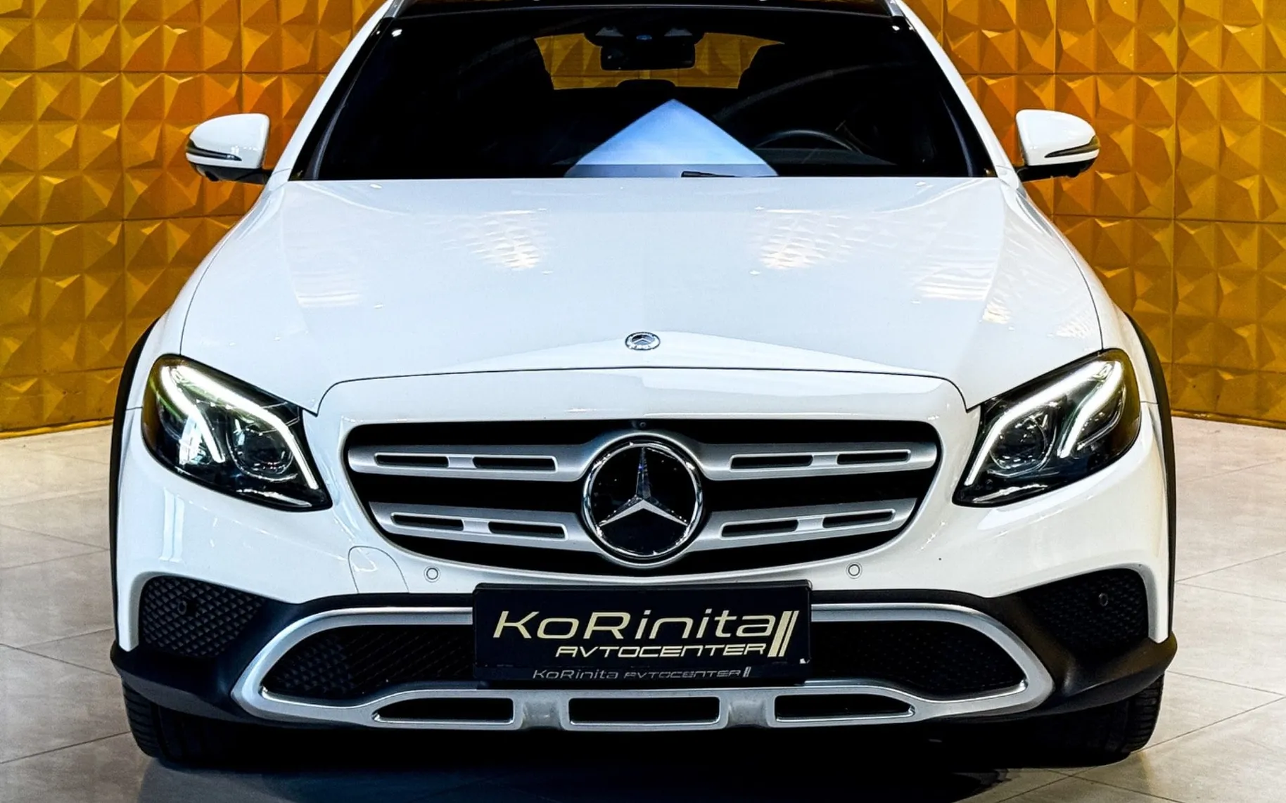 Zunanja slika - Mercedes-Benz E-Razred - E400d 4MATIC-All Terrain-ZRACNO-PANO-WIDESCREEN... - 3