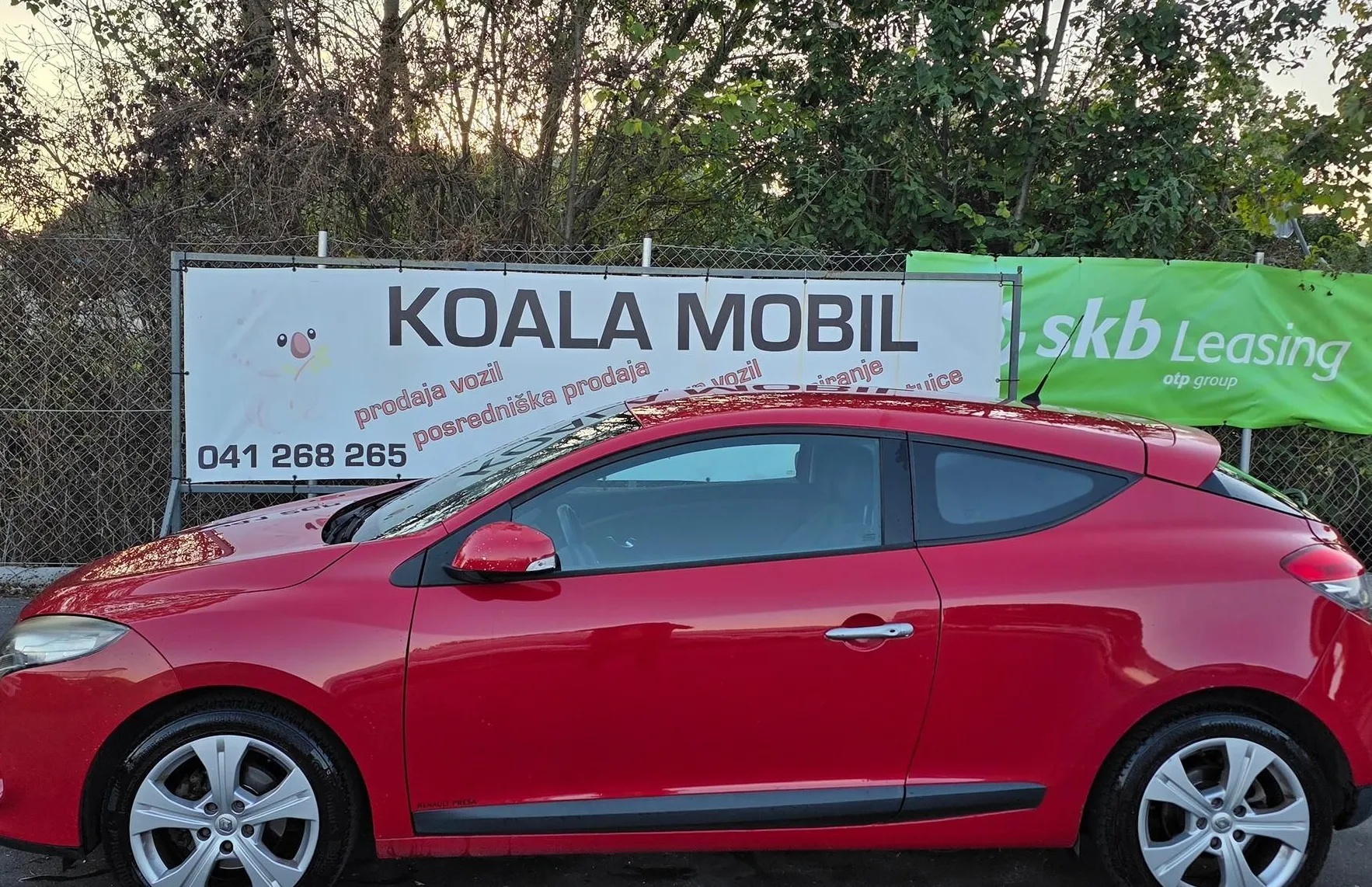 Zunanja slika - Renault Mégane - Megane COUPE 1.6 16V XENON-KEYLESS GO-ALU-SLOVENSKI - 7
