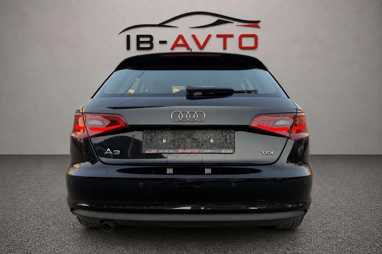 Zunanja slika - Audi A3 - Sportback 1.6 TDI 1- LASTNIK - 6