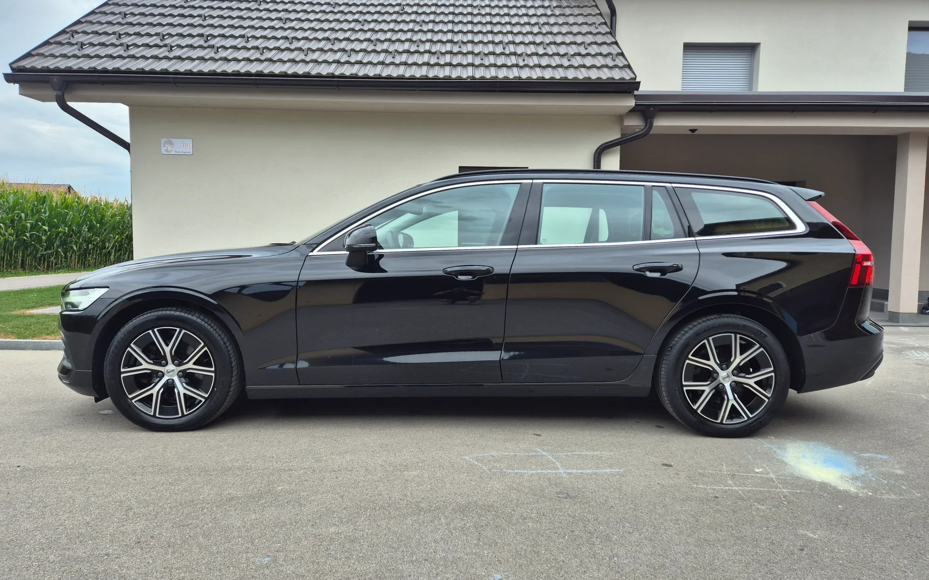 Zunanja slika - Volvo V60 - B4D Core Avt. - 3