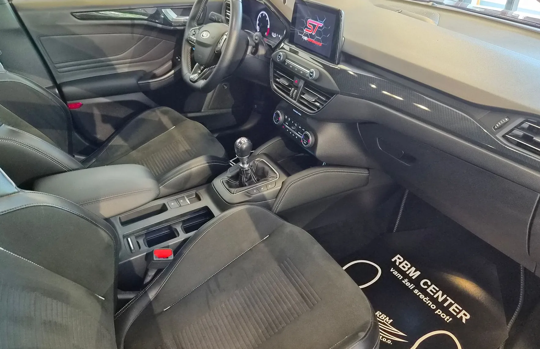 Zunanja slika - Ford Focus - 2.0 EcoBlue ST HUD|RECARO|HIFI|KEYLESS|WEB|KAM|ACC - 10