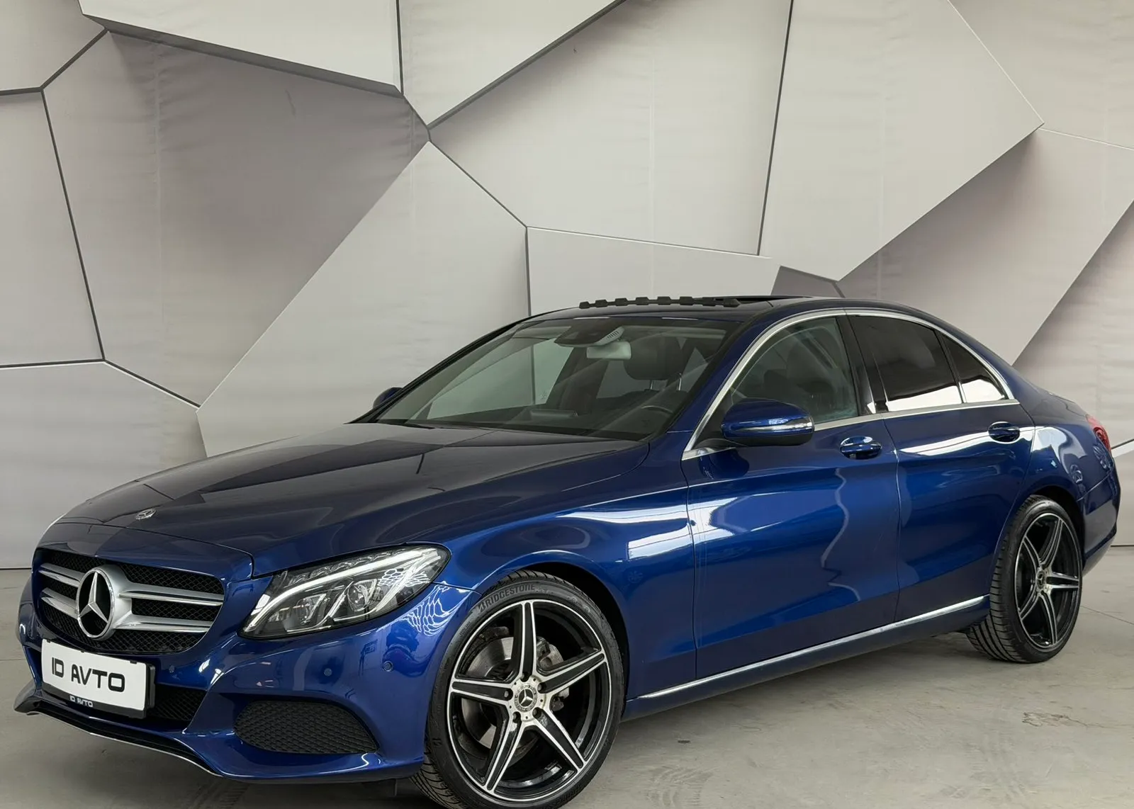 Zunanja slika - Mercedes-Benz C-Razred - C220 AUT. - 6