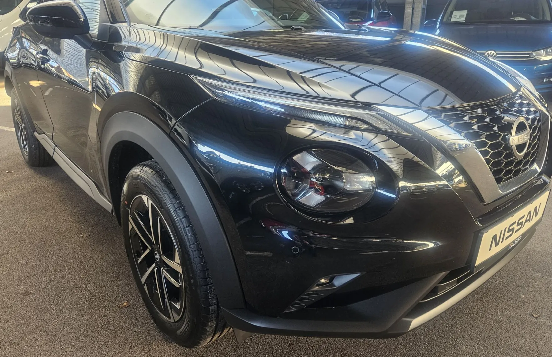 Zunanja slika - Nissan Juke - 1.0 DIG-T 114 N-Connecta - 1