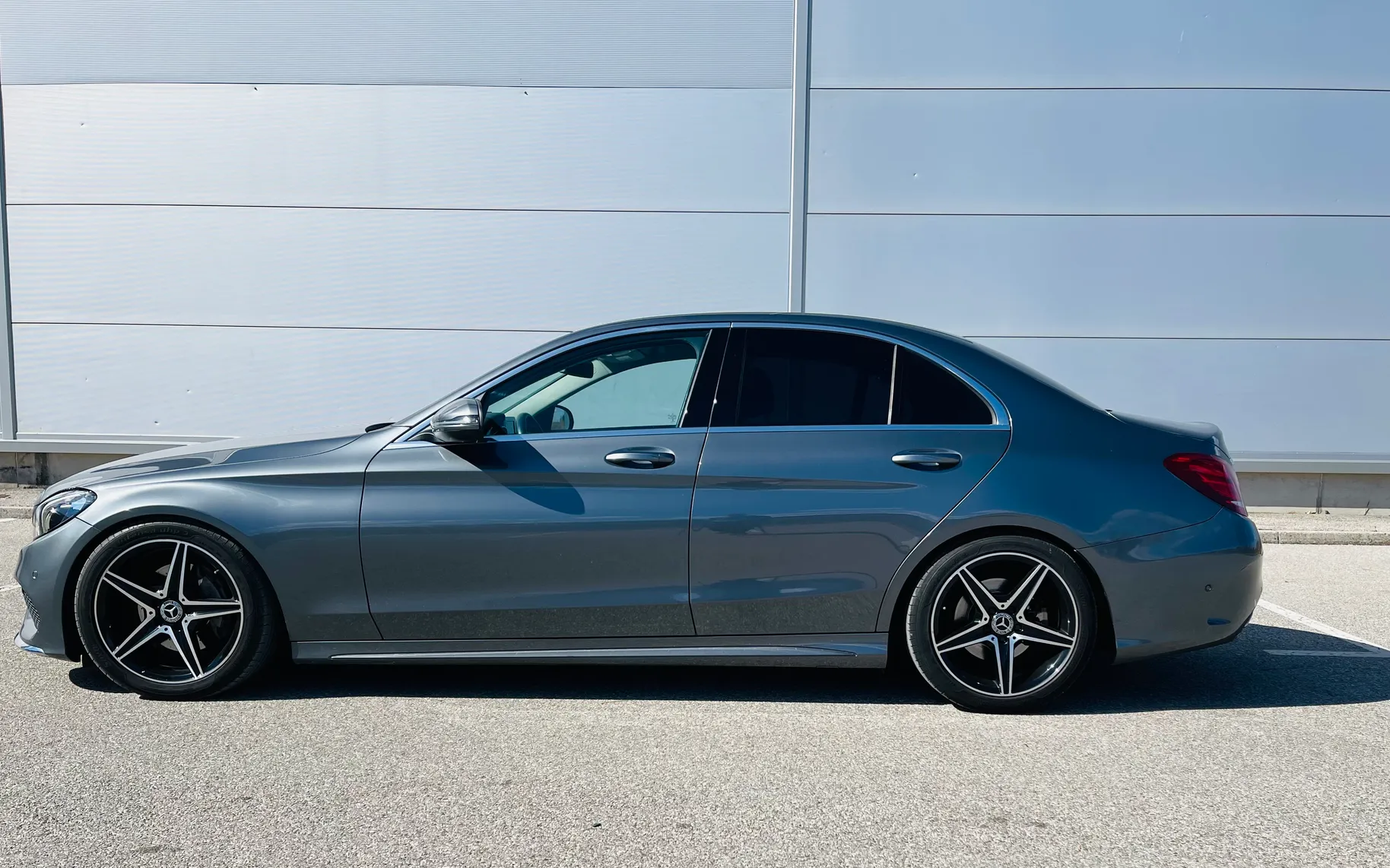 Zunanja slika - Mercedes-Benz C-Razred - C 200 d T AMG Line Avt. - 1
