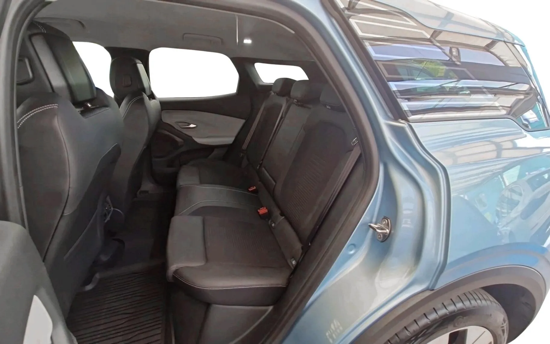 Zunanja slika - Ford Explorer - PREMIUM 286KM 77KW-SLO-360o-RADAR-BLISS-KLJUKA - 6
