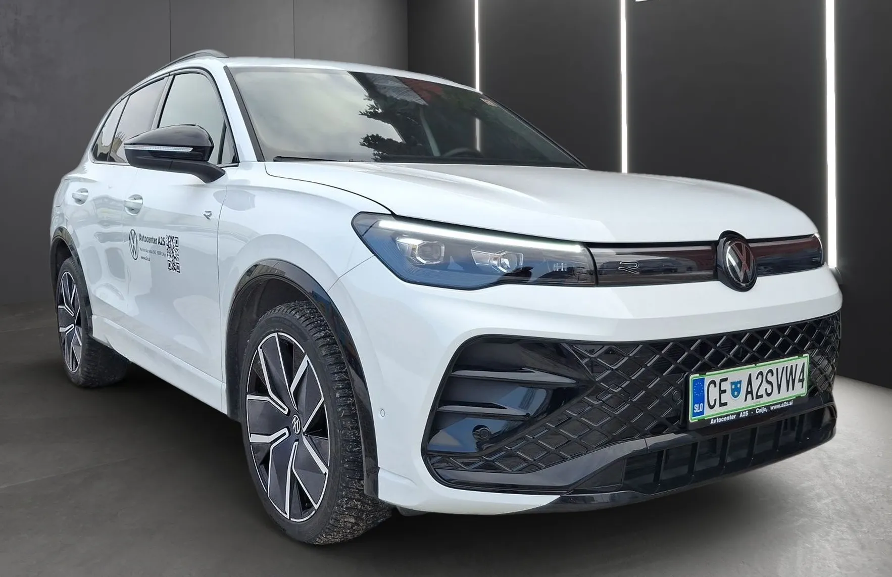 Zunanja slika - VW Tiguan - 2.0 TDI DSG 4JOY 150KM - 2