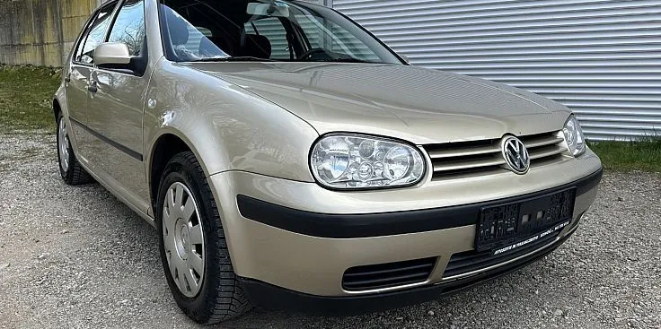 Zunanja slika - VW Golf - Comfortline 1.9 TDI 74 kW 4motion 4X4 - 2