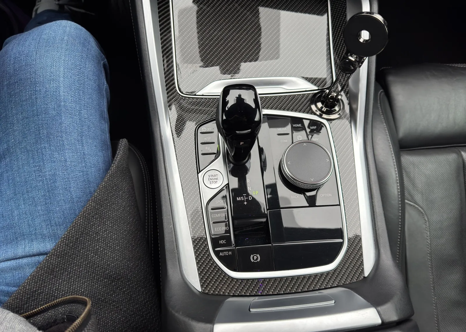 Zunanja slika - BMW X6 - xDrive40d M SPORT+HARMAN+GRETJE+HLAJENJE+360 KAM+ - 12