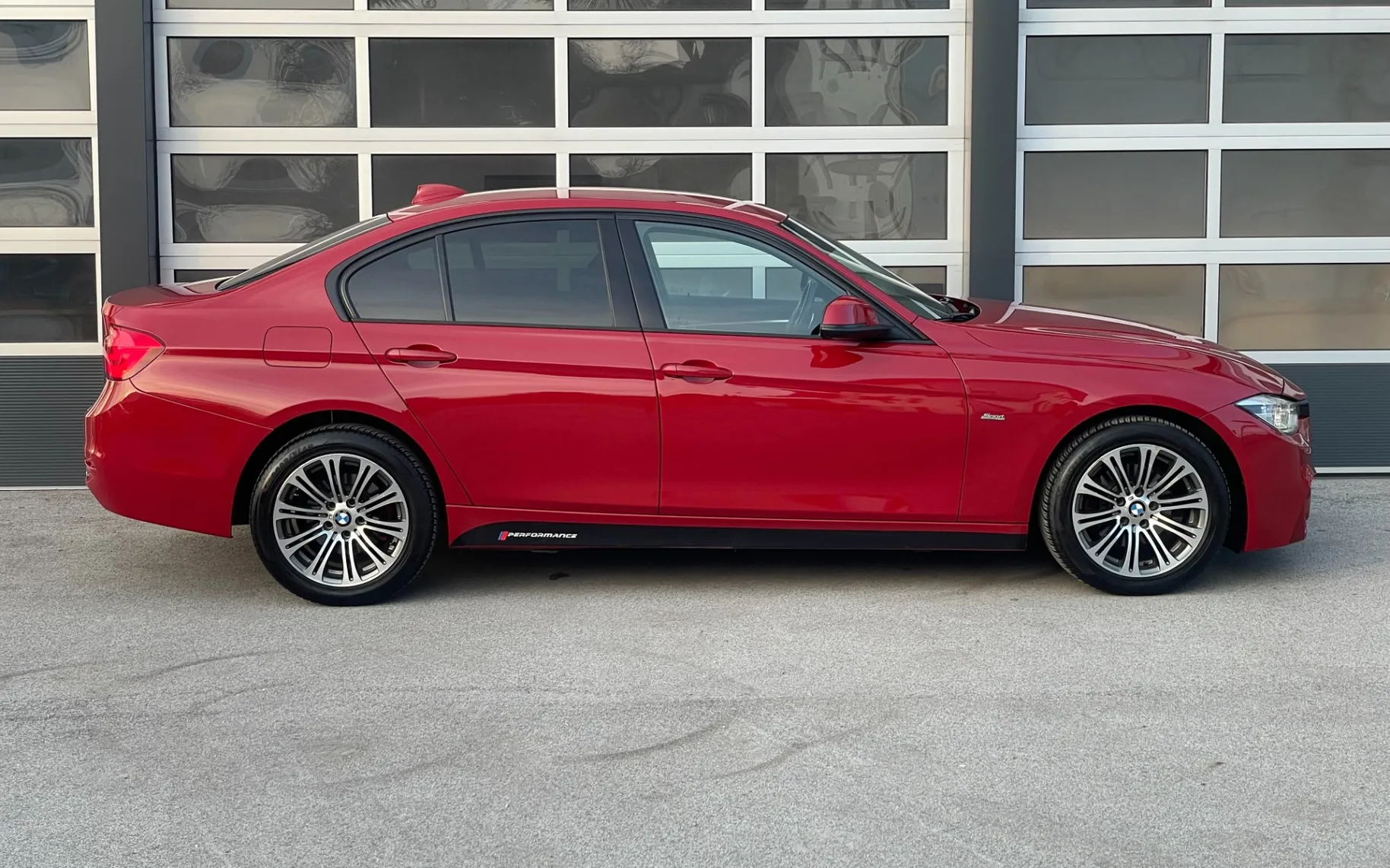 Zunanja slika - BMW Serija 3 - d xDrive - 4