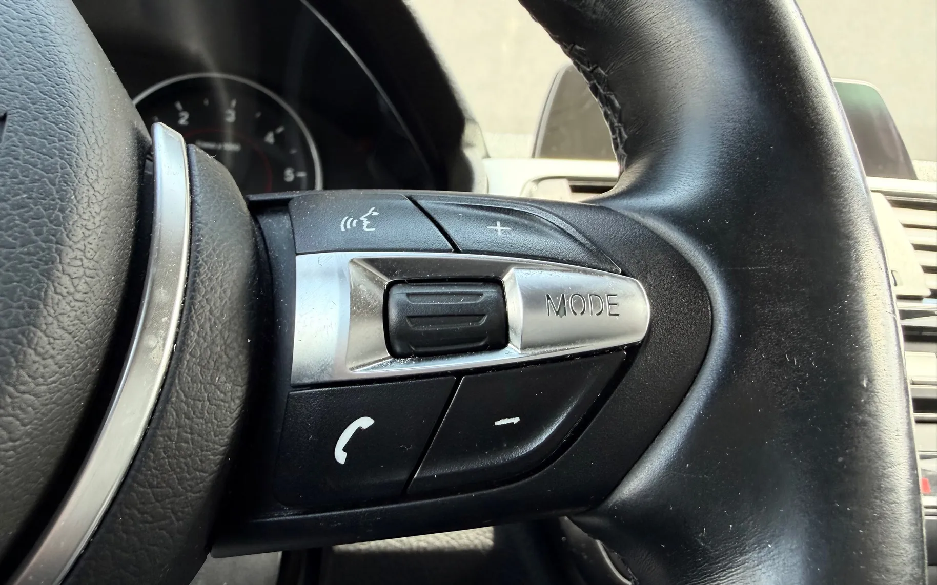 Zunanja slika - BMW 3 Series Cabrio - 320d 2.LASTNIK NAVI. GRETJE SED. AUT. ALU 18 - 11