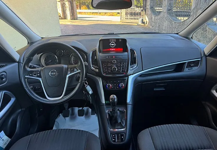 Zunanja slika - Opel Zafira - Tourer 1.6 CDTi 100KW S S EDITION LED NAVI3D TEMP - 8