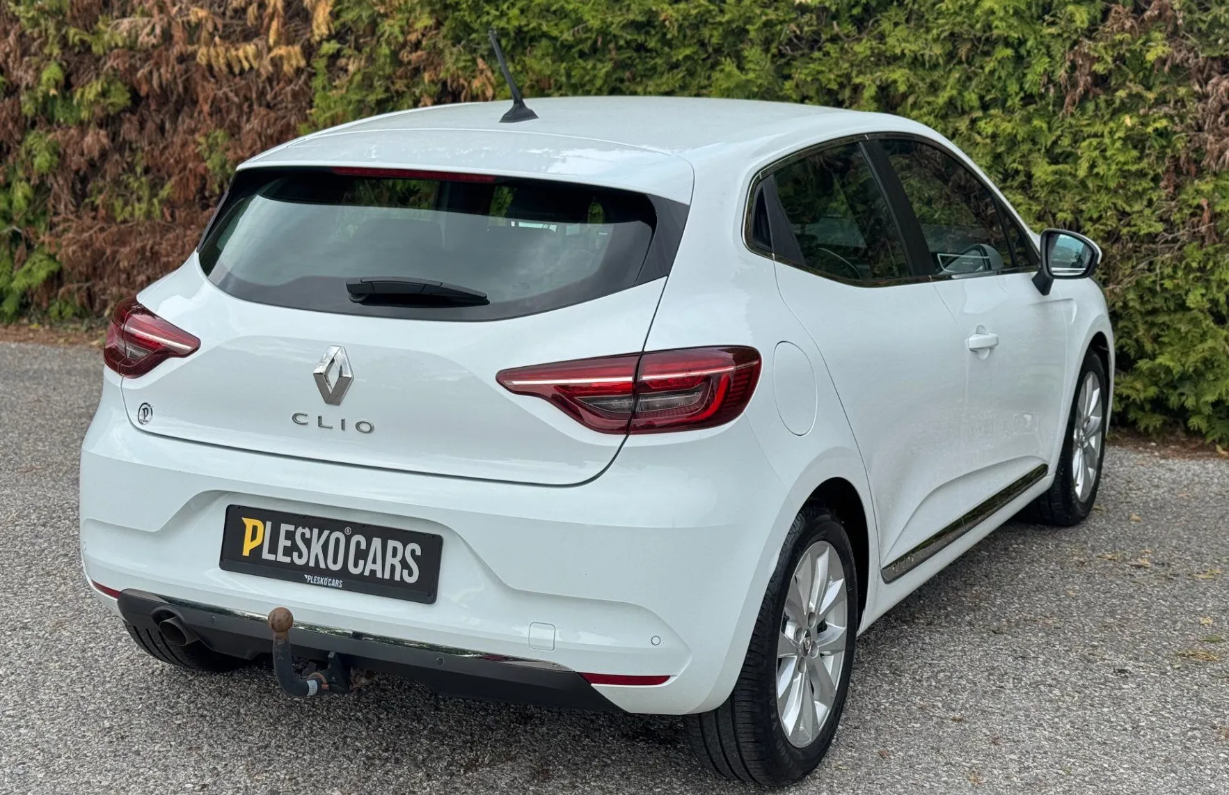 Zunanja slika - Renault Clio - TCe 90 Intens - vlečna kljuka - 6