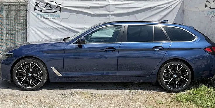 Zunanja slika - BMW Serija 5 - Touring: 520i Luxury Line - LED - MEMORY - VIRTUAL - ALU - 6