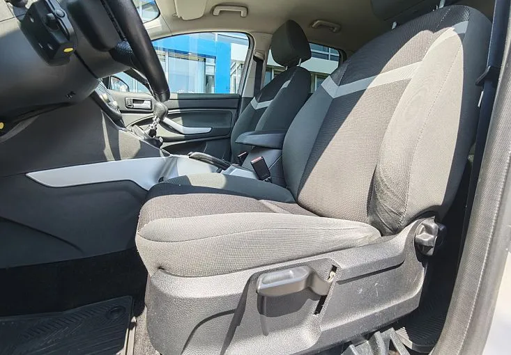 Zunanja slika - Ford Kuga - 2.0 TDCi 103kW Trend 4x2 - M6 - 6