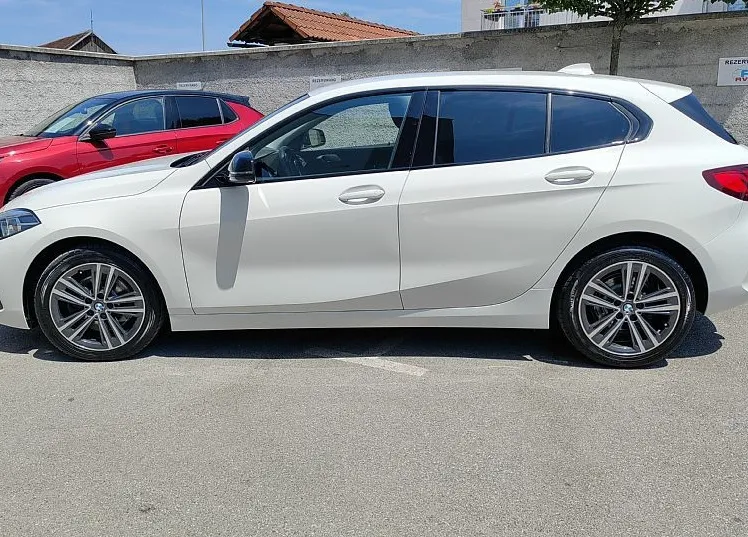 Zunanja slika - BMW Serija 1 - : 118i-AUT.-SPORTLINE-COCKPIT-FULLED-HEAD-UP-HARMAN- - 2