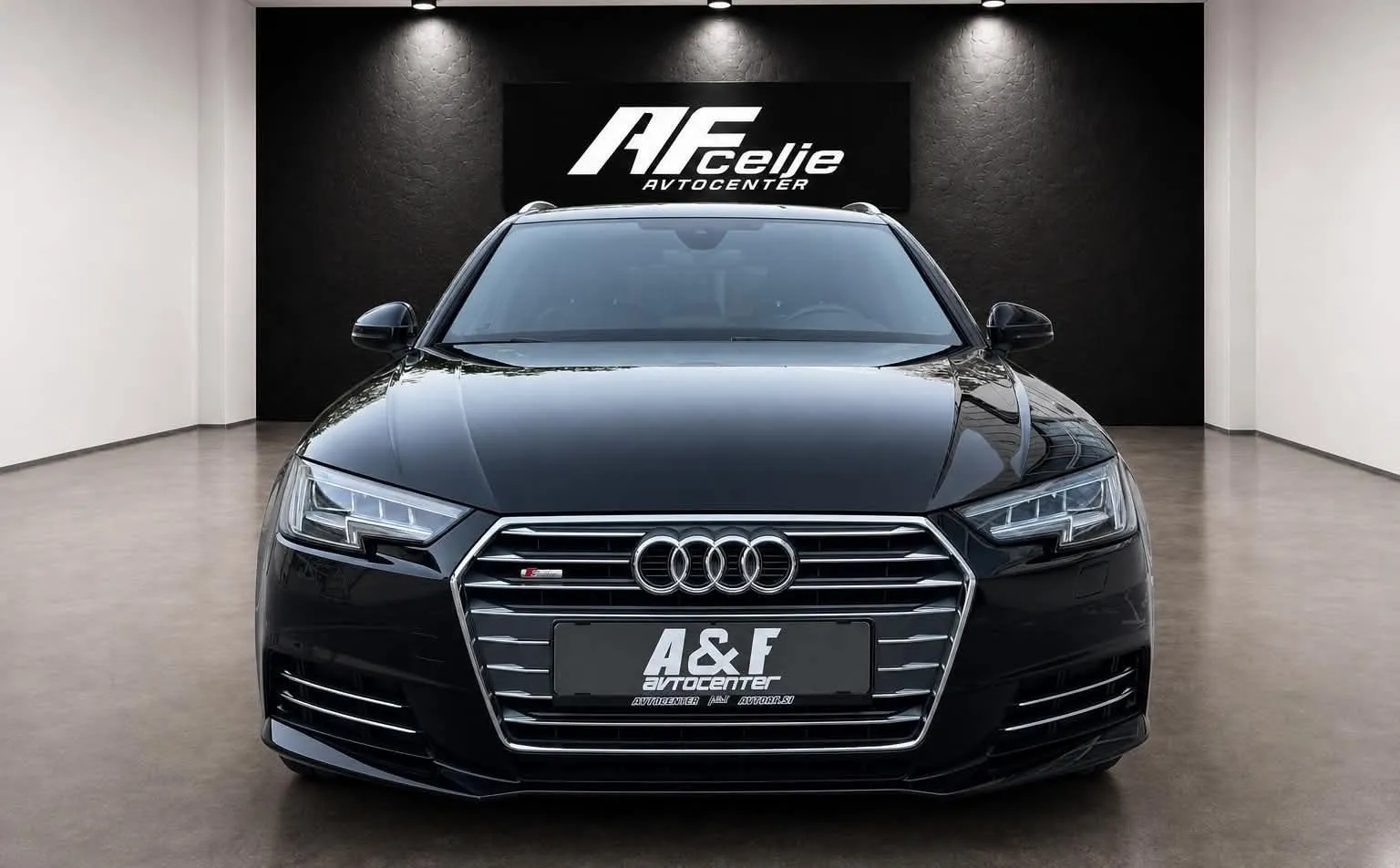 Zunanja slika - Audi A4 Avant - 2.0 TDI-AUT-S LINE-MATRIX-LIZING ZA TUJCE-NAVI-... - 2