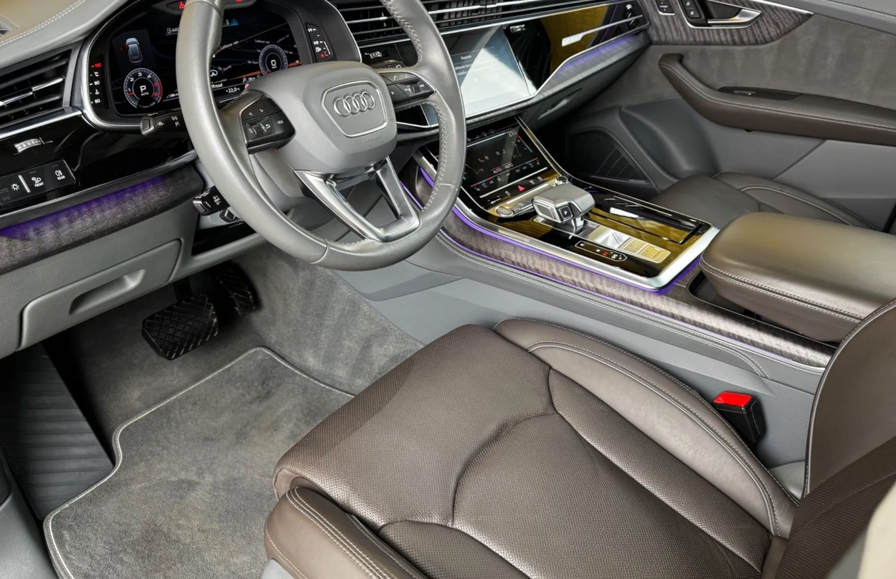 Zunanja slika - Audi Q8 - 50TDI Quattro SLine-4WS-ZRACNO-HLAJENJE-PAN-HEADUP - 13