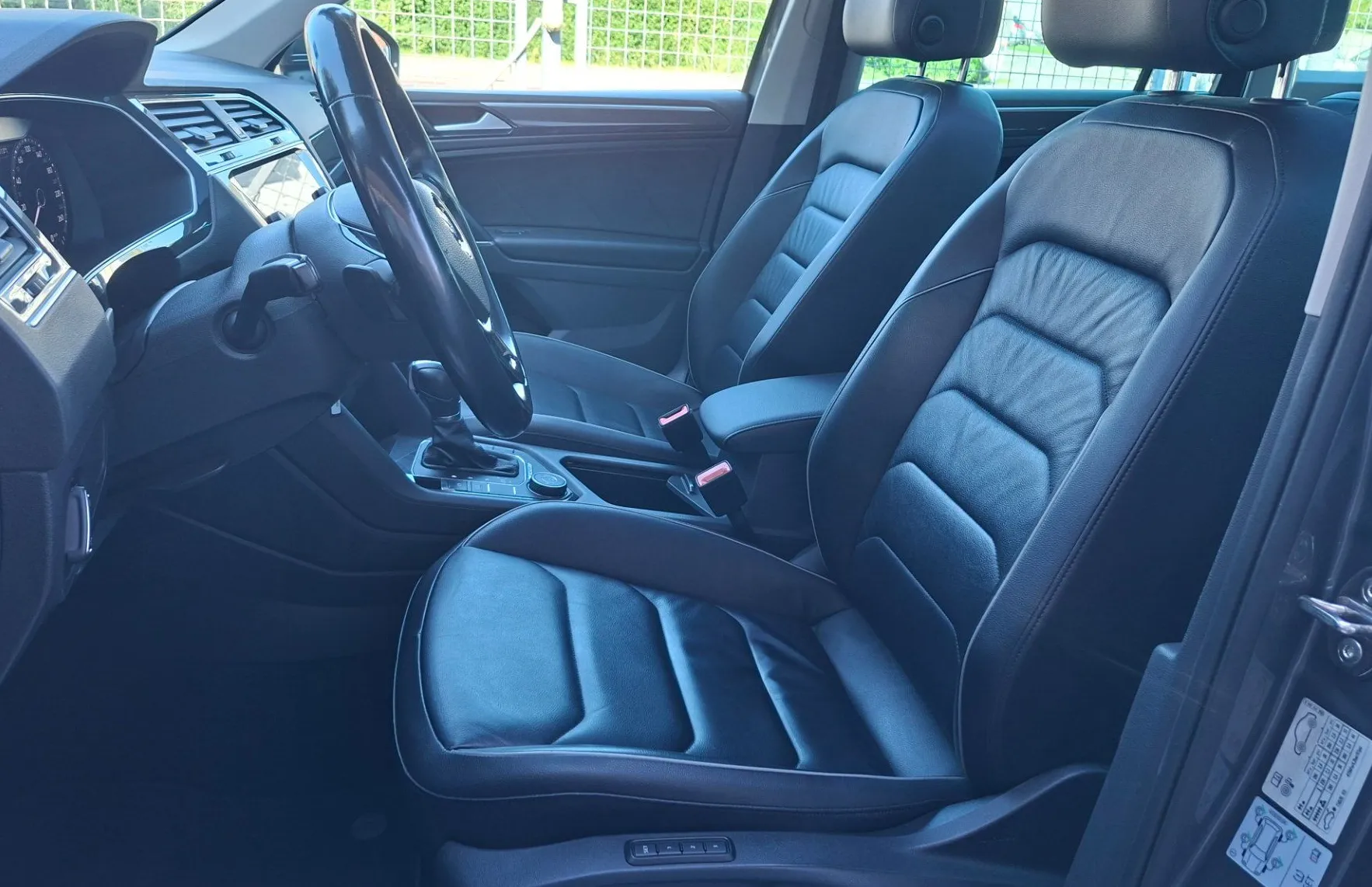 Zunanja slika - Volkswagen Tiguan - 4motion 1.4 TSI Highline DSG - 12
