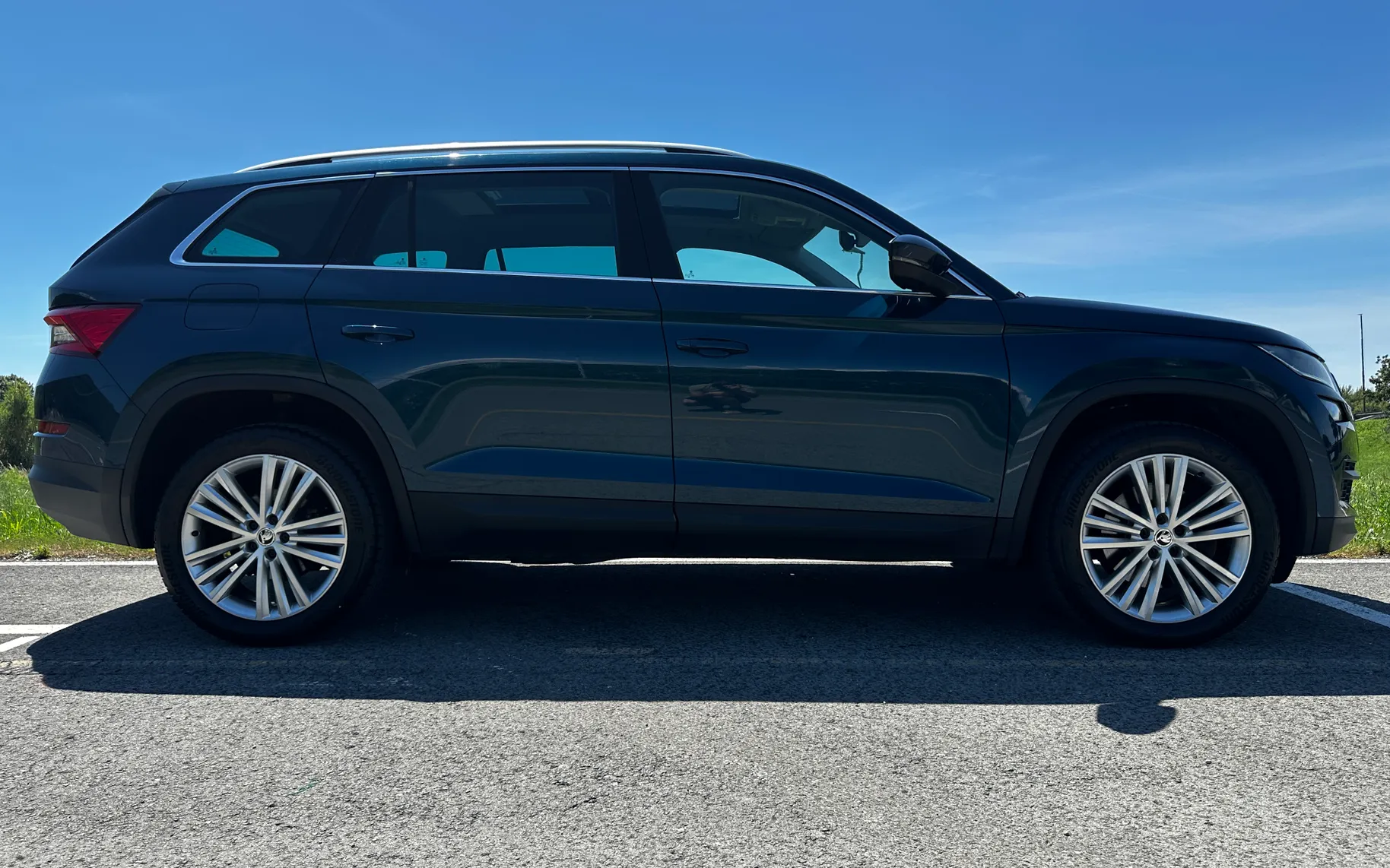 Zunanja slika - Škoda Kodiaq - 2.0 TSI 4x4 DSG STYLE-PANORAMA-LED-PDC-MEMO-ALU.19 - 3