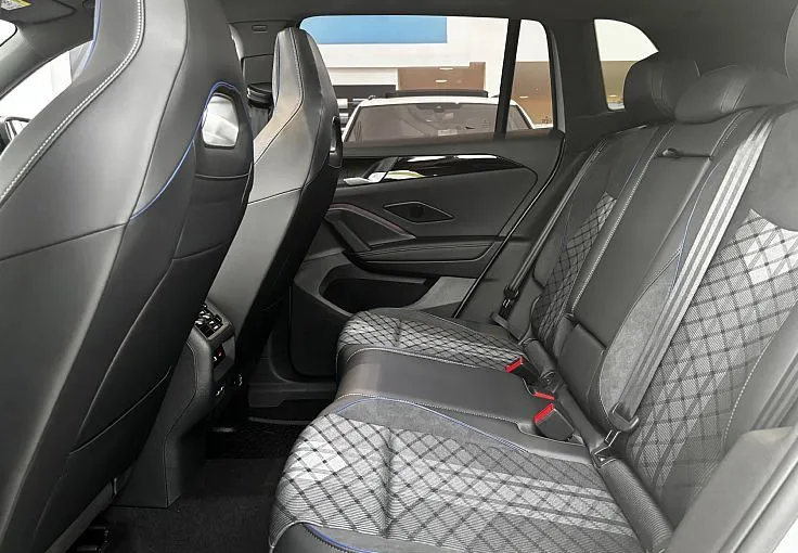 Zunanja slika - Volkswagen Tiguan - R-Line 4JOY 2.0 TDI DSG - 10