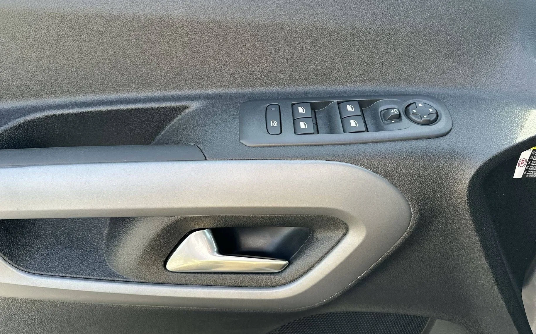 Notranja slika - Citroën Berlingo - 1.5 BlueHDI 130 S S Max MT... - 13