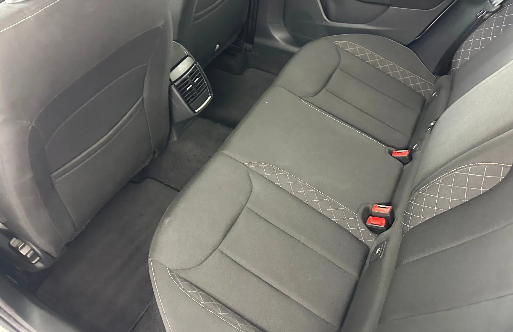 Zunanja slika - Škoda Kamiq - 1.0 TSI Ambition 70 kW SAMO 51.000 KM - 6