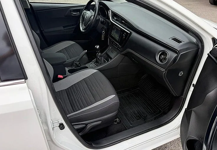 Zunanja slika - Toyota Auris - TS 1.4 D-4D Style  - NA OBROKE BREZ POLOGA - - 7