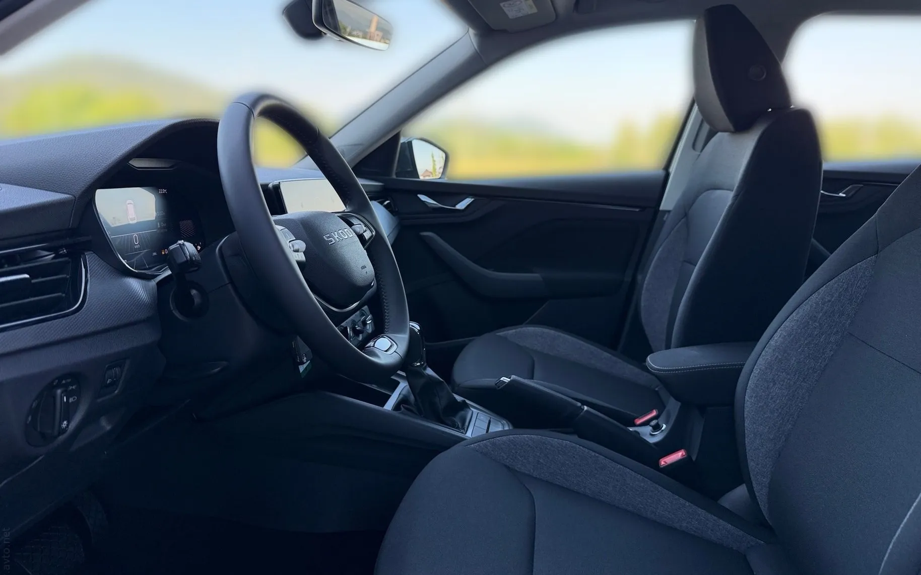 Notranja slika - Škoda Kamiq - 1.0 TSI Easy DSG... - 7