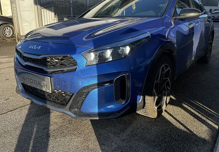 Zunanja slika - KIA XCeed - 1.6 T-GDi GT-Line ISG. 7DCT 150 kW - 3