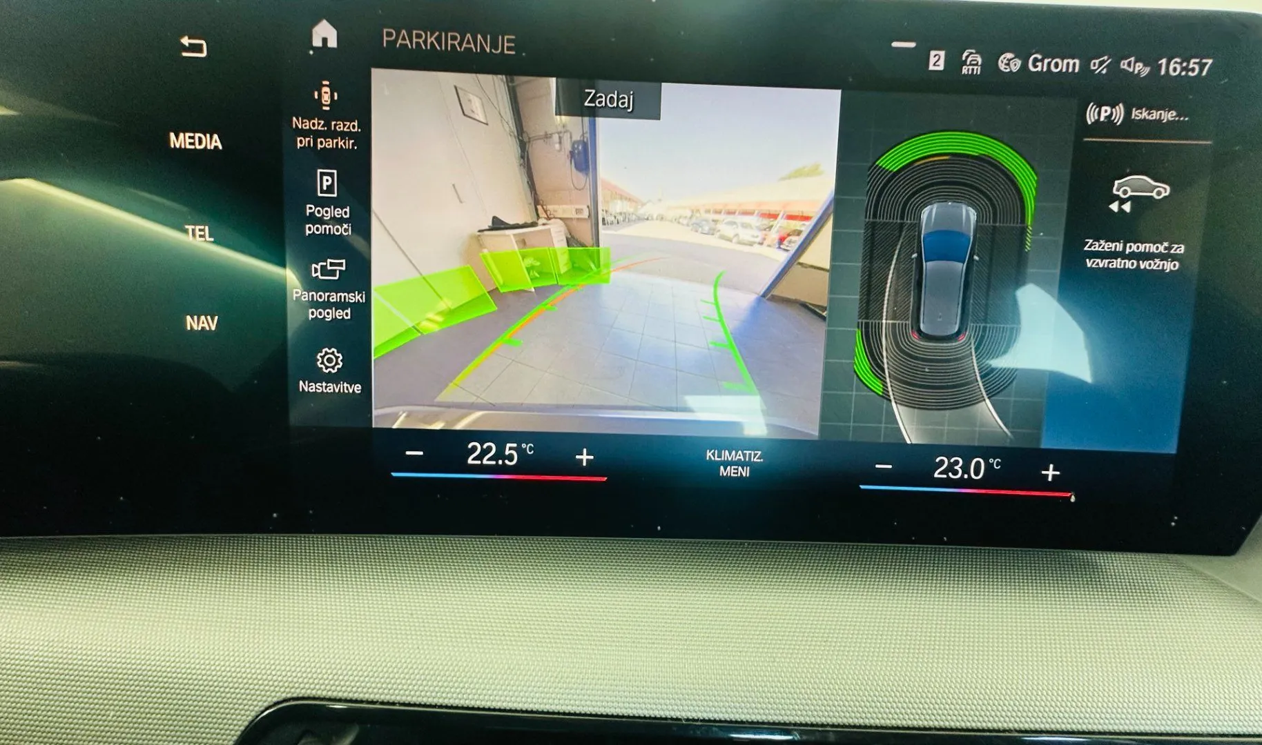 Zunanja slika - BMW Serija 2 - 218d Active Tourer Avt.KAMERA.NAVI.LED.2023 - 23