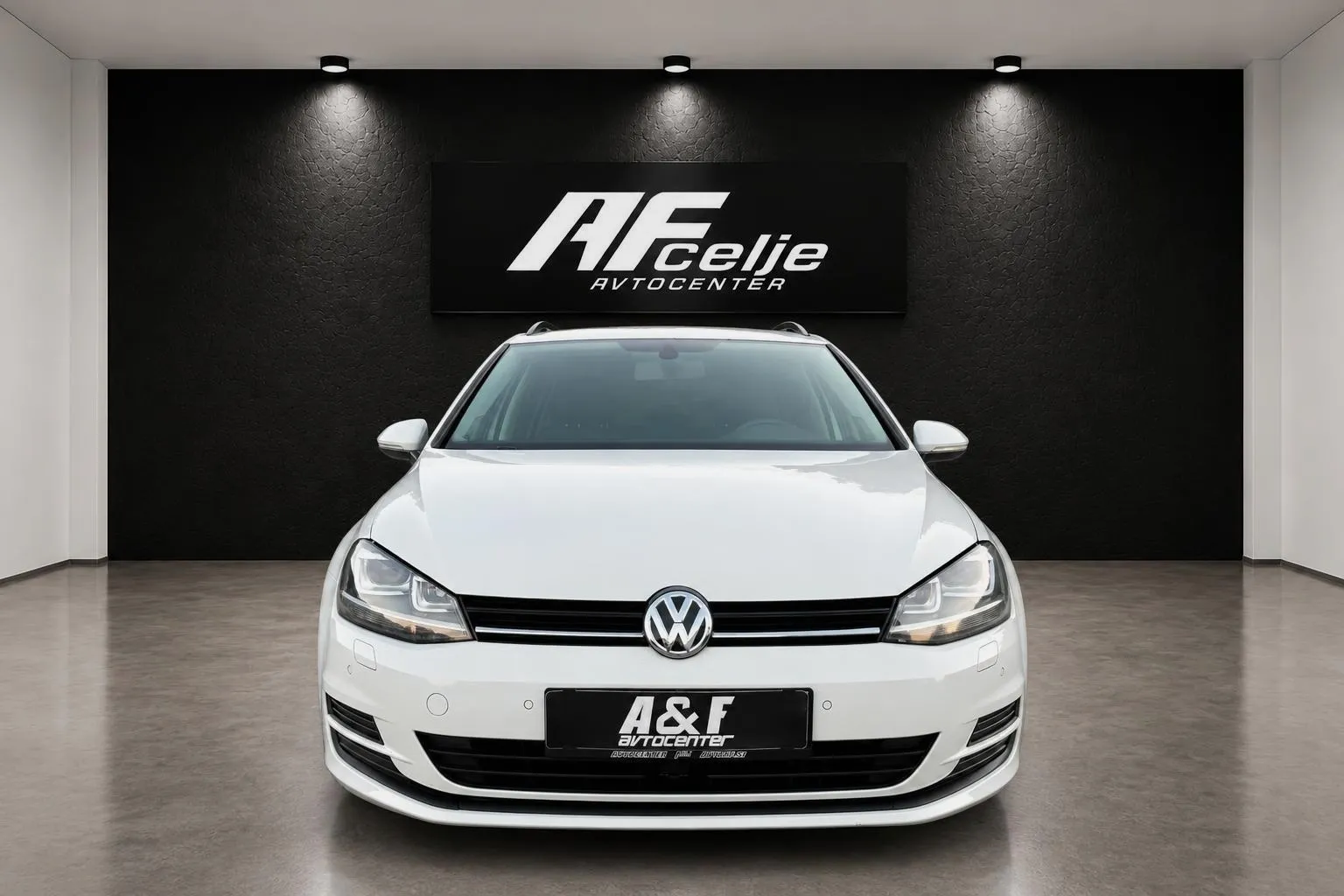 Zunanja slika - Volkswagen Golf Variant - 1.6 TDI-H LINE-BI XENON+MASAŽA-LIZING ZA TUJCE- - 2