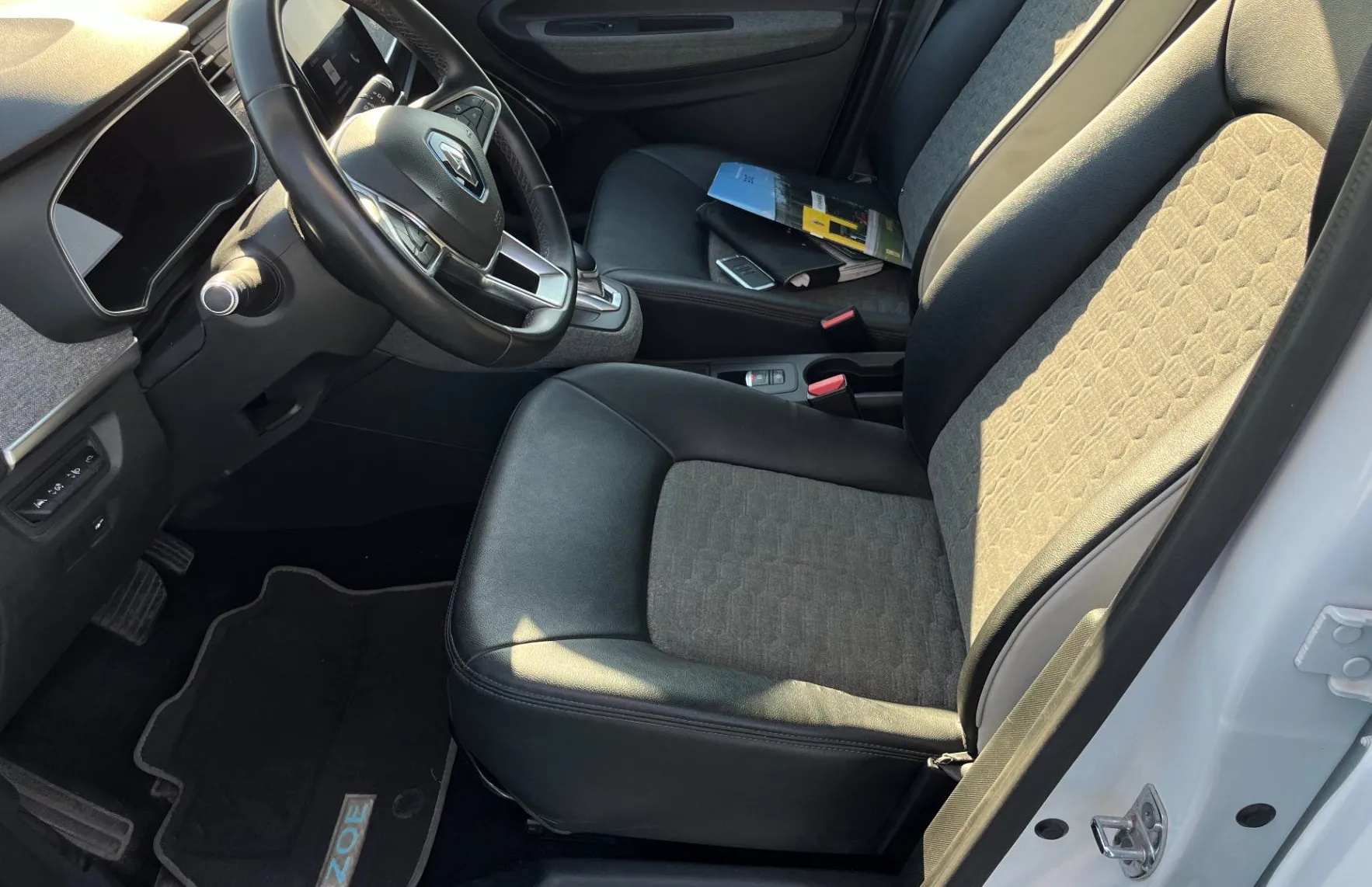 Zunanja slika - Renault Zoe - INTENS R135 LASTNIŠKA BATERIJA V GARANCIJI - 12