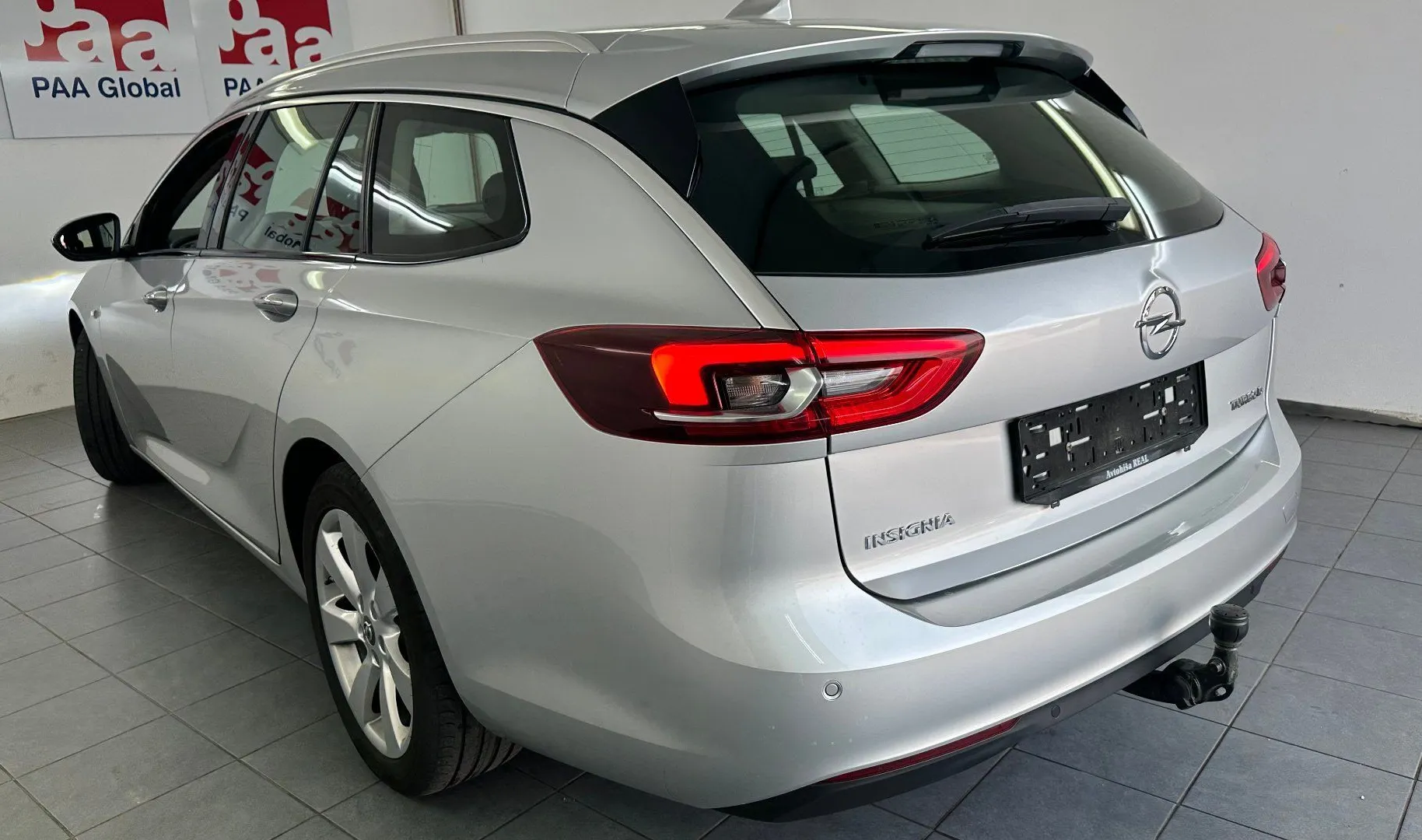 Zunanja slika - Opel Insignia - 1.6 CDTi.USNJE.NAREJEN VEL.SERVIS+MENJALNIKU - 18