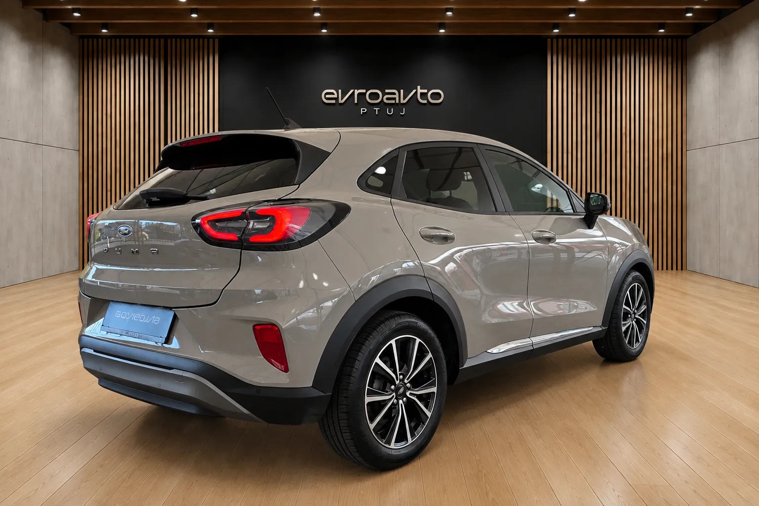 Zunanja slika - Ford Puma - 1.0 EcoBoost Titanium-1.Lastnica-SLO-Zim.gume - 3