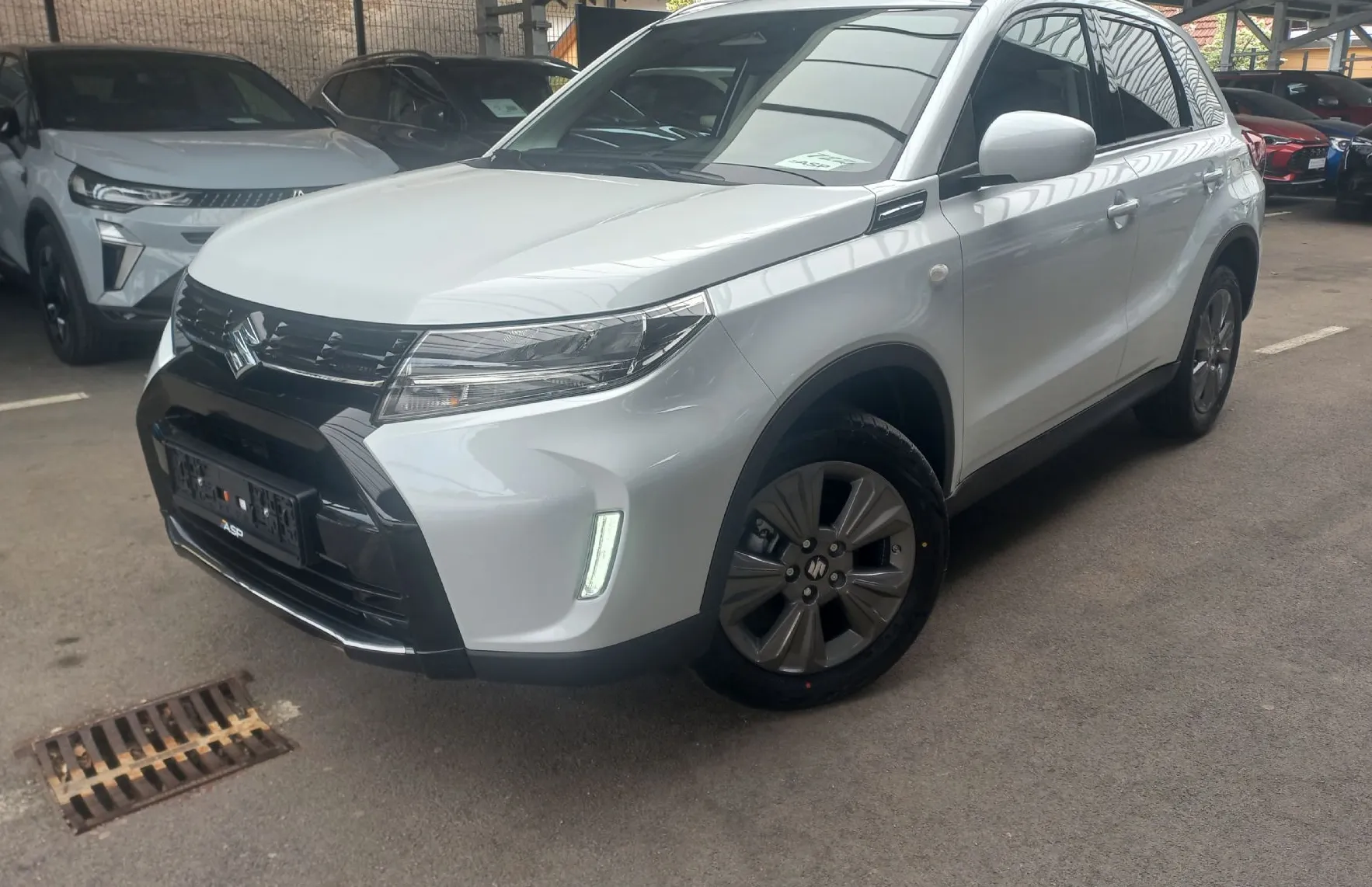 Zunanja slika - Suzuki Vitara - 1.4 Boosterjet AllGrip Hibrid Premium - 2