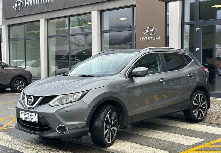 Zunanja slika - Nissan Qashqai - 1.6 dCi Tekna°°2.Lastnik°°Polna oprema - 2
