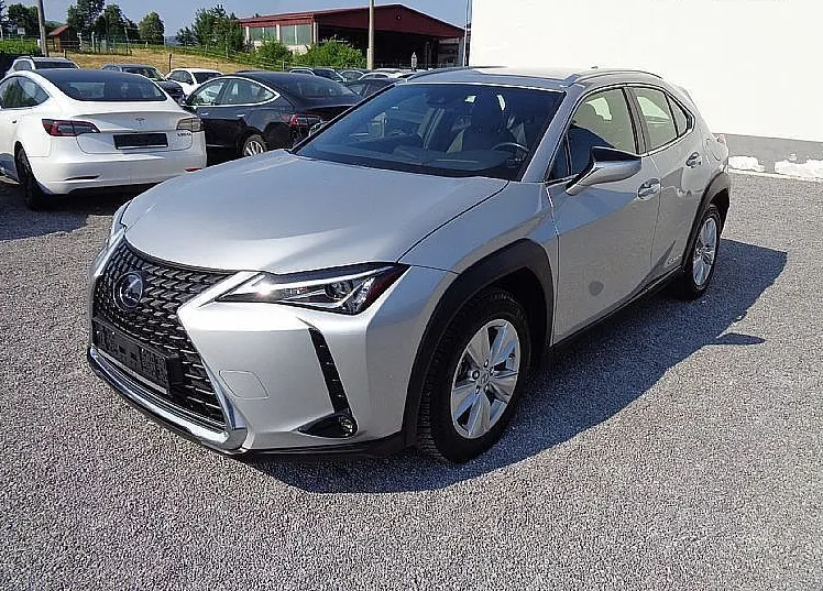 Zunanja slika - Lexus UX - 250h HYBRID - samo 68.299 kilometrov - 1