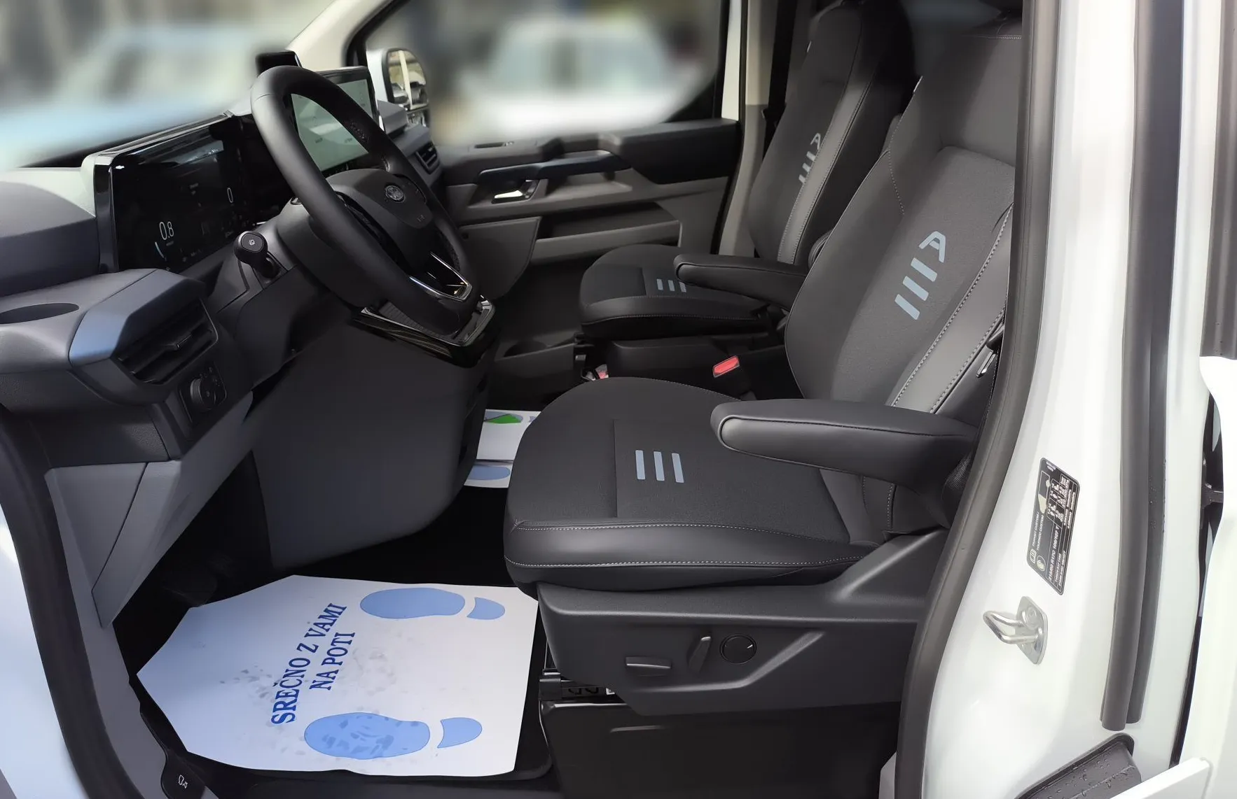 Zunanja slika - Ford Tourneo - Custom ACTIVE 2.0 TDCi 170PS A8 L2 AWD- NA ZALOGI - 7