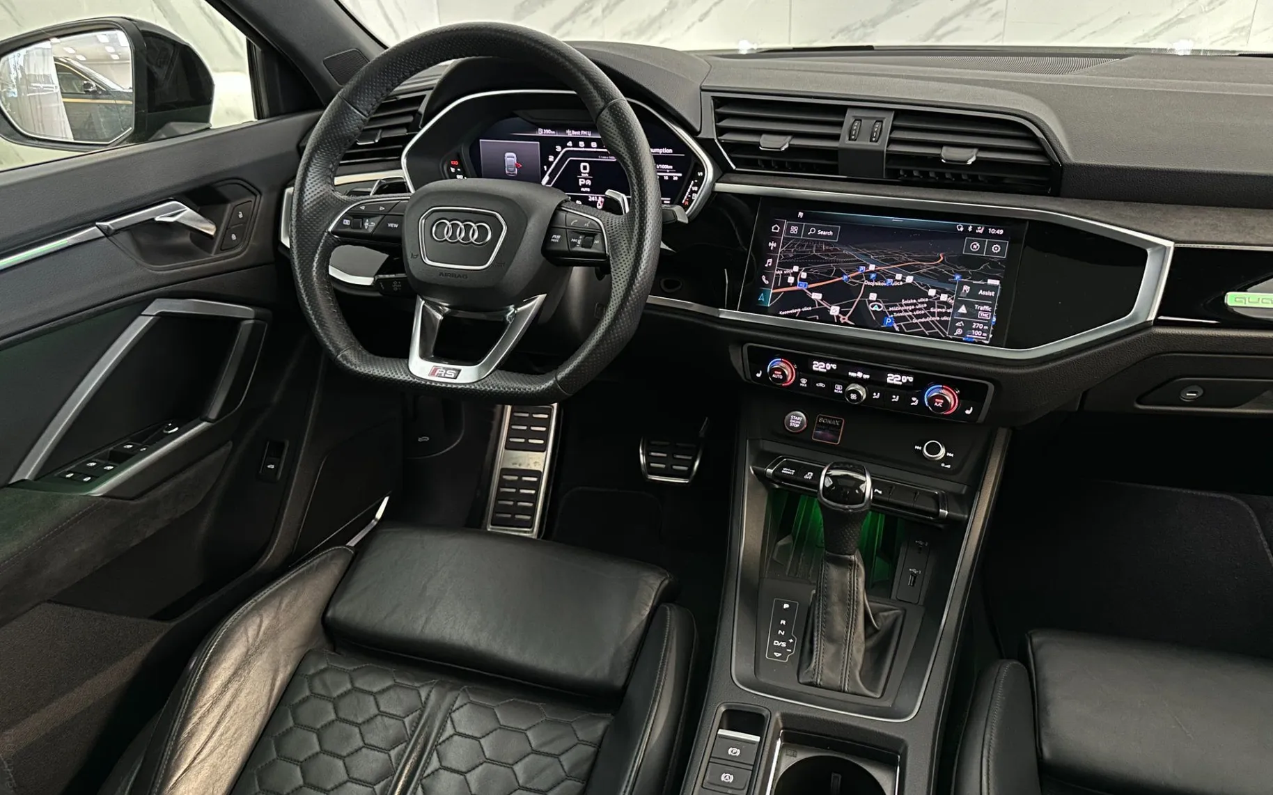 Notranja slika - Audi RS Q3 Sportback - 2.5 TFSI |Quattro|360K|ACC|Pano|BO|Memory|Gretje|. - 11